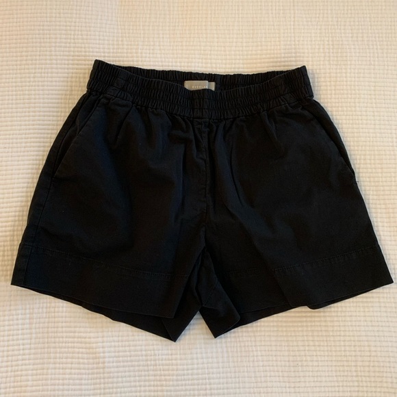Everlane Easy Short 5” - Black (size 4) - Picture 4 of 6